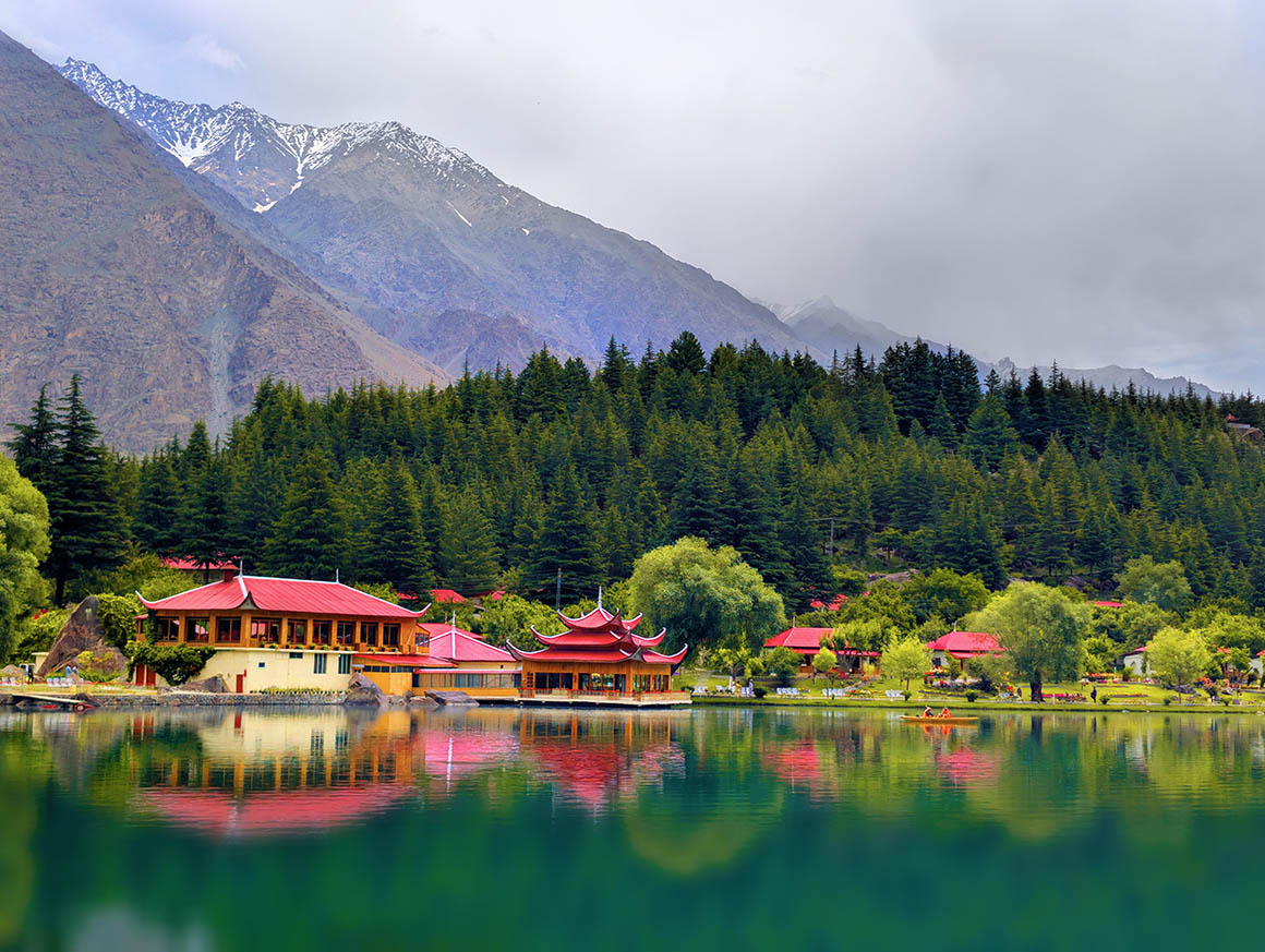 Shangrila-lake-skardu-Guide-Min-1